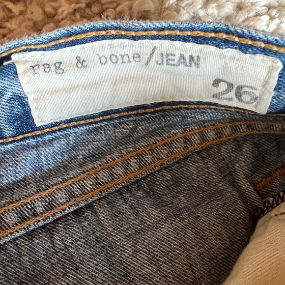 Rag and Bone cut offs. Very distressed. Size 26. - Picture 2 of 11